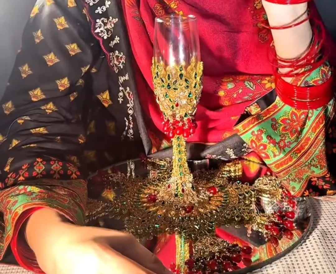 Doodh Pilae Sets
